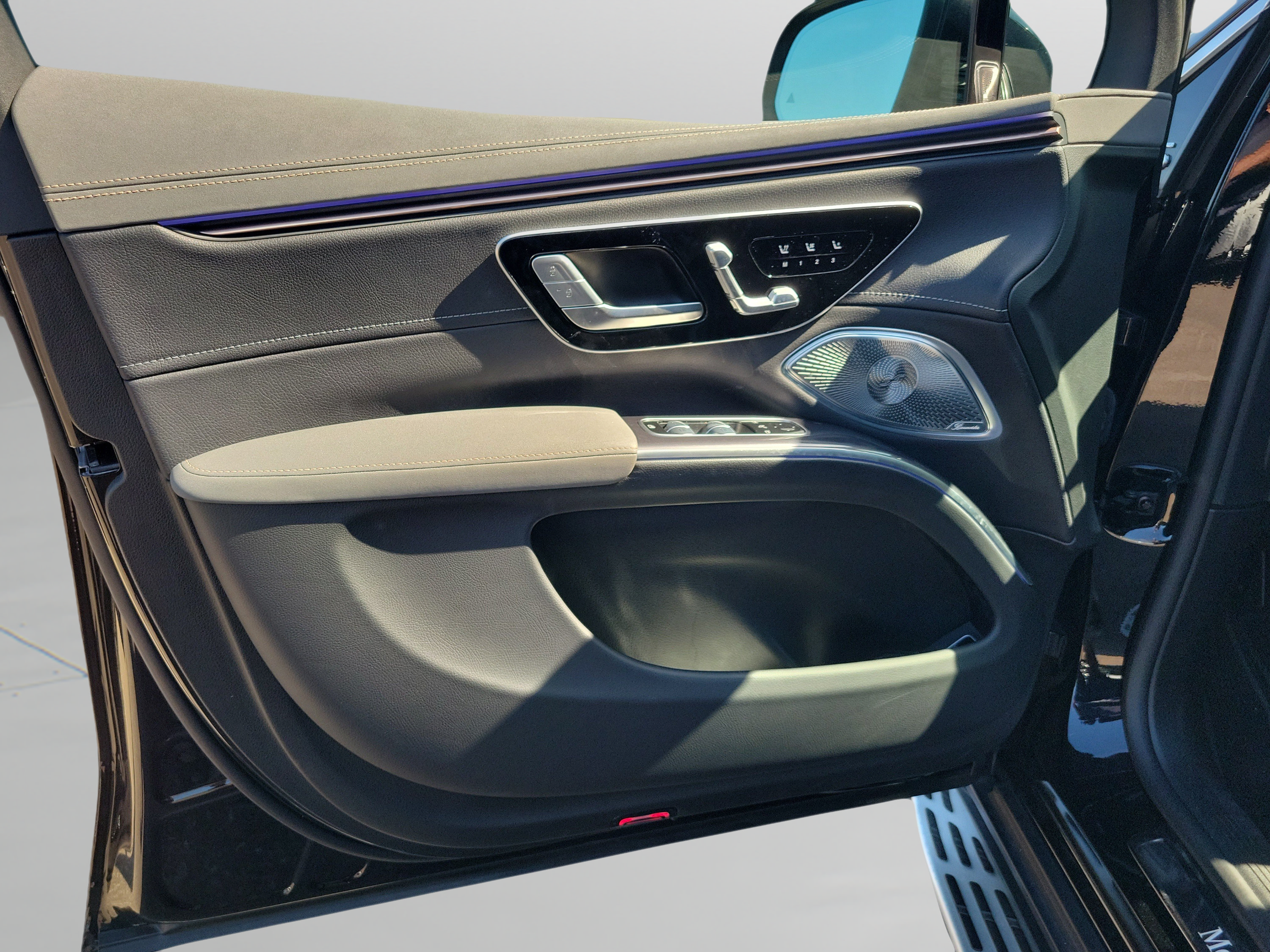 Certified 2023 Mercedes-Benz EQS 450+ SUV image 16