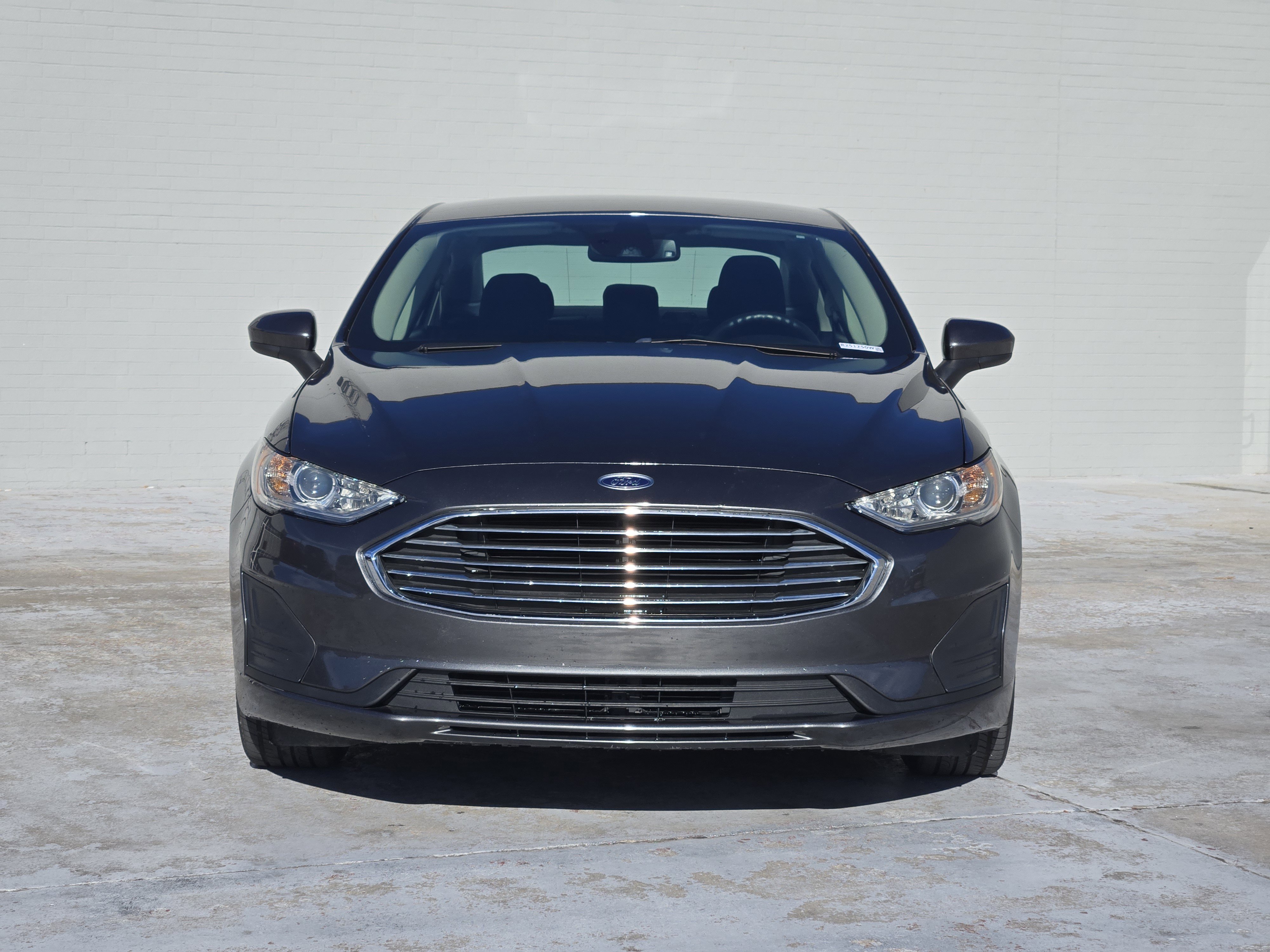 Used 2020 Ford Fusion SE image 3