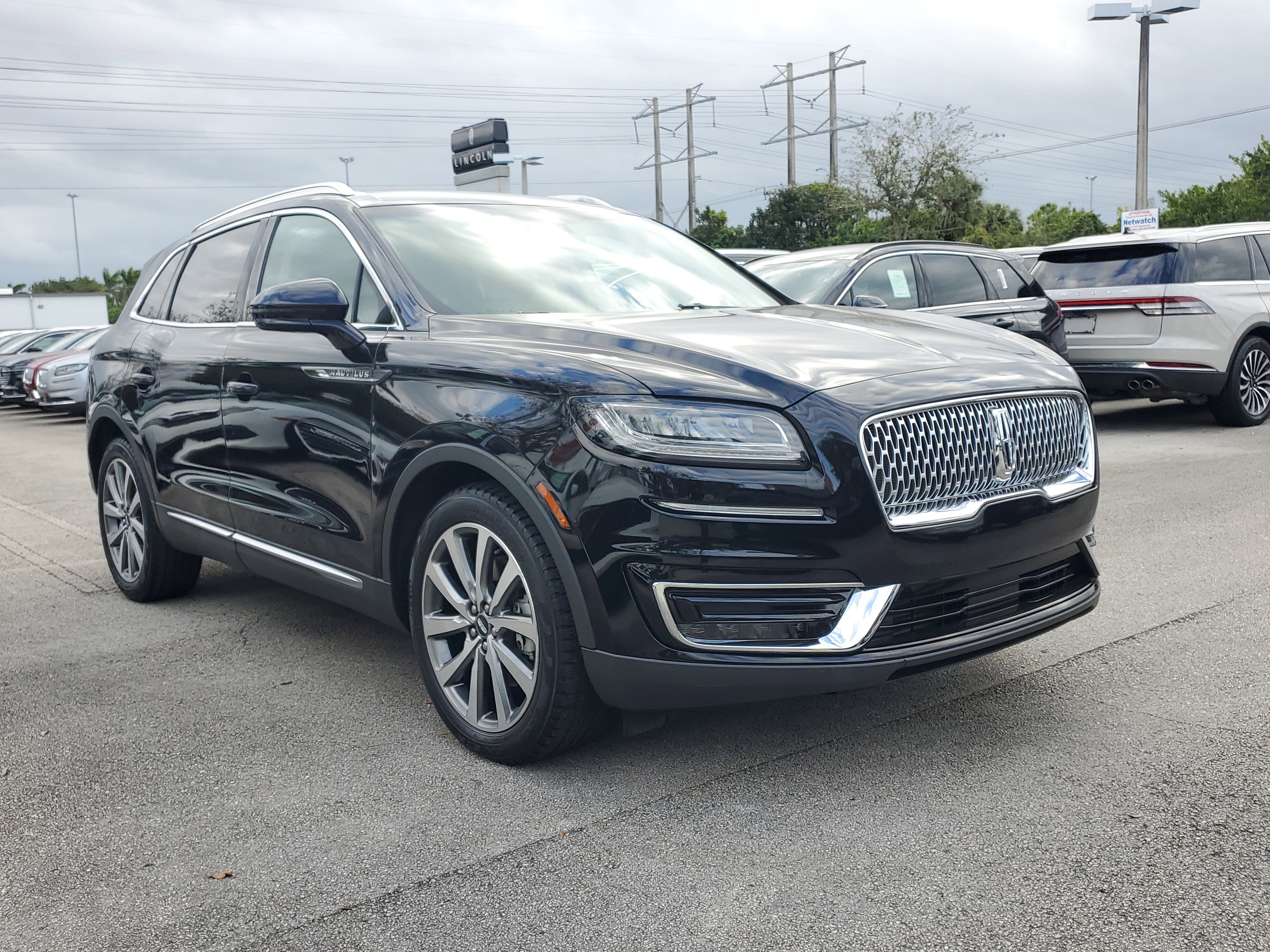Used 2019 Lincoln Nautilus Select image 31