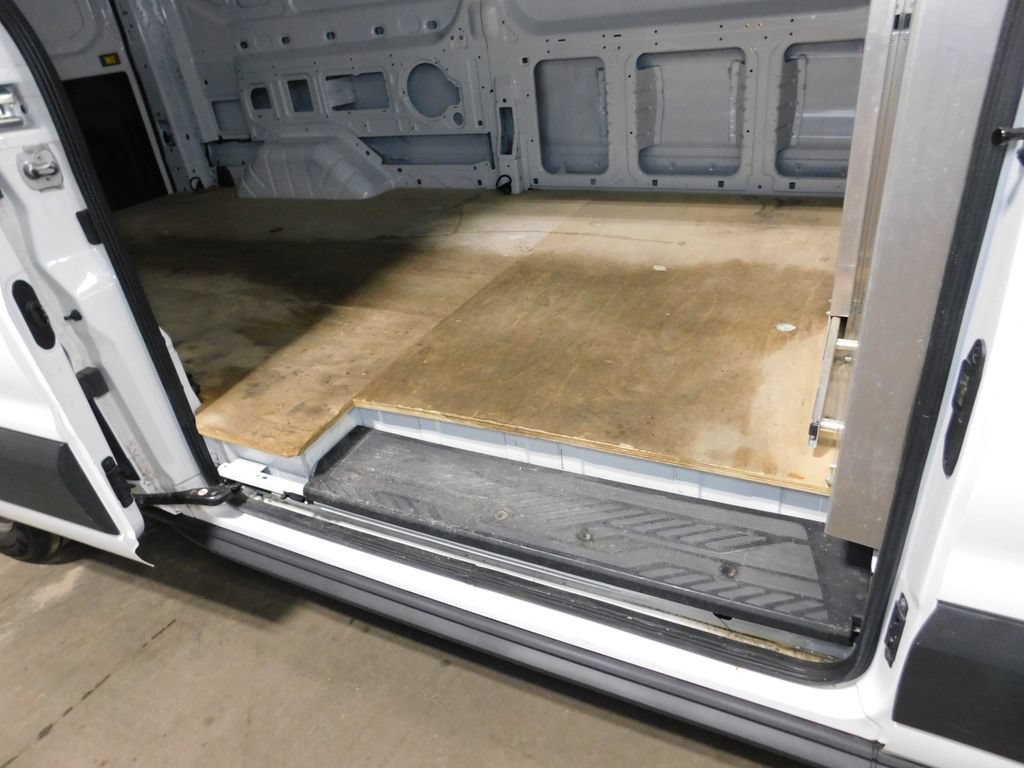 Used 2022 Ford Transit 250 148 High Roof AWD image 30