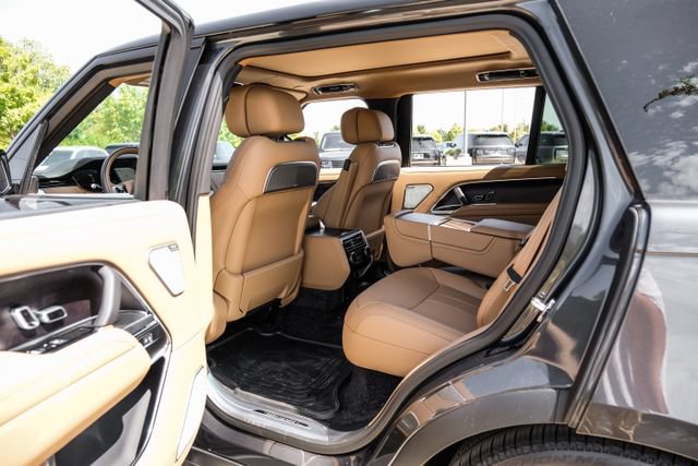 New 2026 Land Rover Range Rover Long Wheelbase Autobiography AWD/4WD image 52