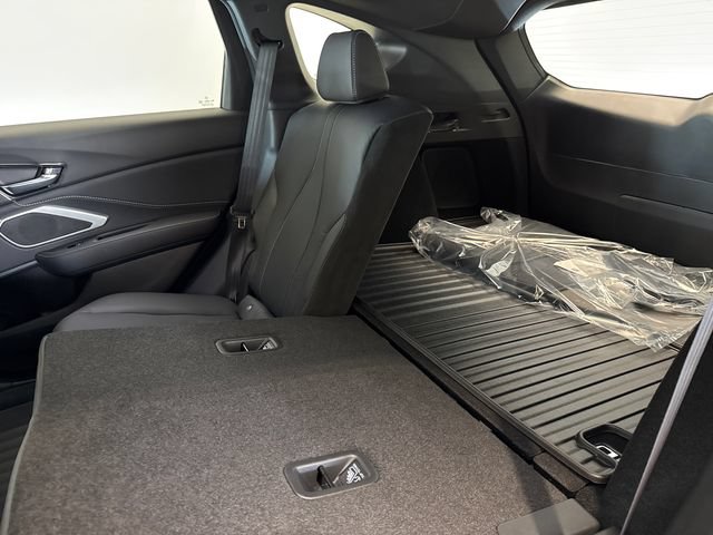 New 2026 Acura RDX SH-AWD image 13