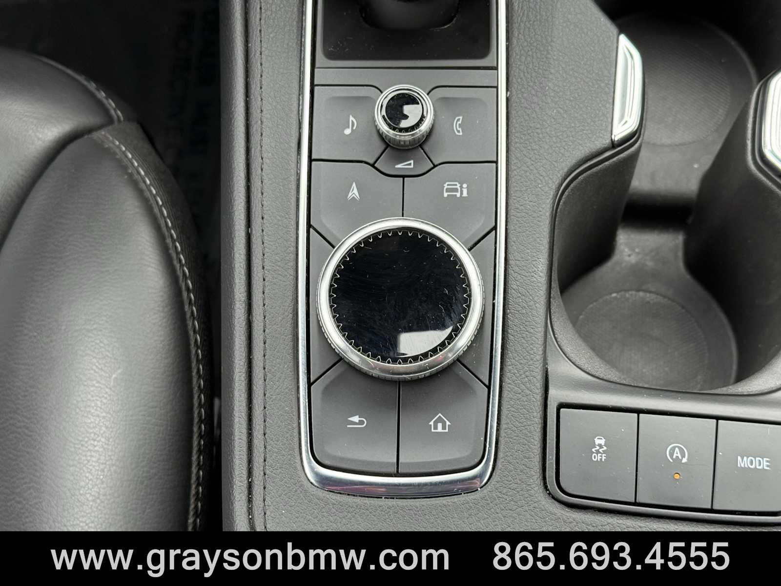 Used 2025 Cadillac XT4 Premium Luxury image 31