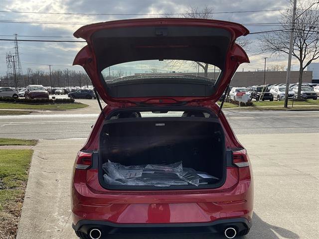 New 2026 Volkswagen GTI SE image 5