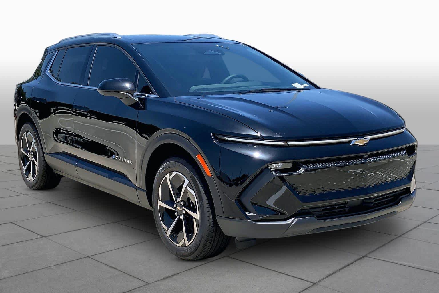 New 2026 Chevrolet Equinox EV LT AWD/4WD image 3