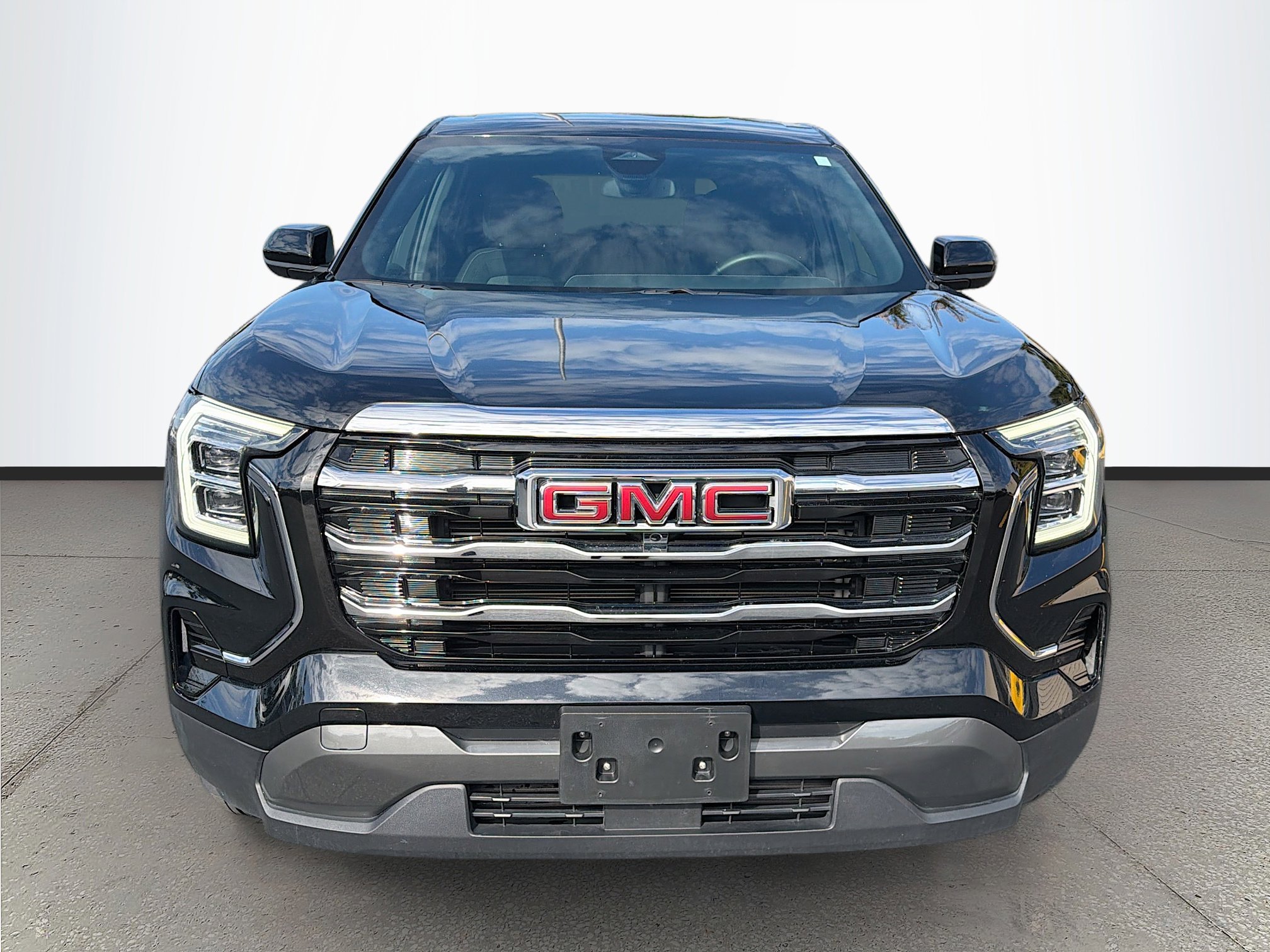 Used 2025 GMC Terrain Elevation image 9