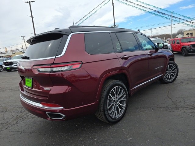 Used 2024 Jeep Grand Cherokee L Summit image 7