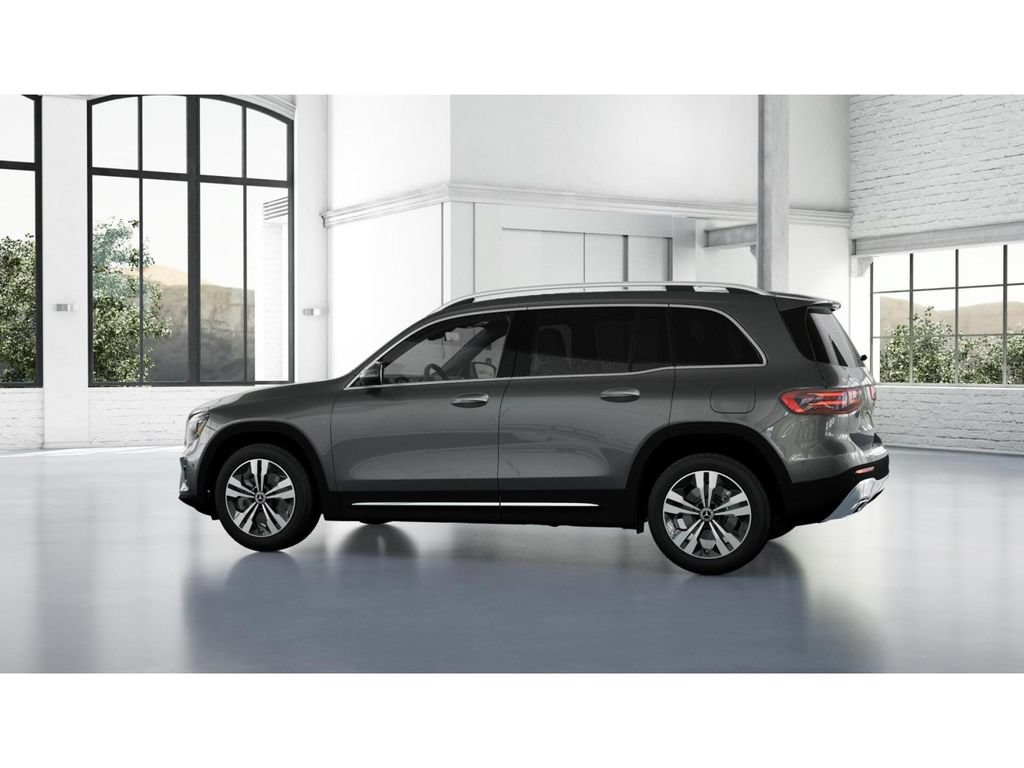 Certified 2026 Mercedes-Benz GLB 250 4MATIC image 32
