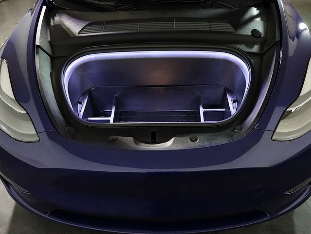 Used 2024 Tesla Model Y Performance image 34