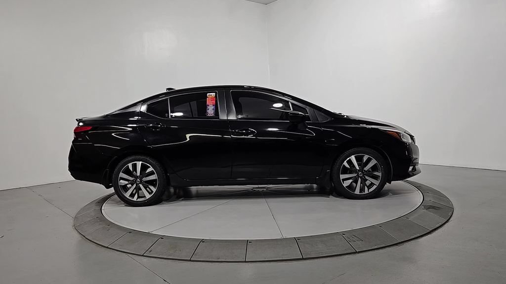 Used 2020 Nissan Versa SR w/ Convenience Package FWD image 7