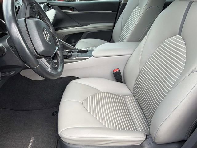 Used 2023 Toyota Camry SE image 16