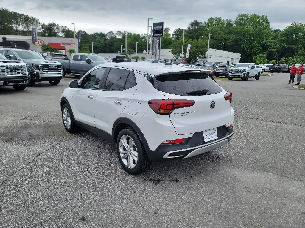 Used 2020 Buick Encore GX Preferred w/ Cold Weather Comfort Package FWD image 5