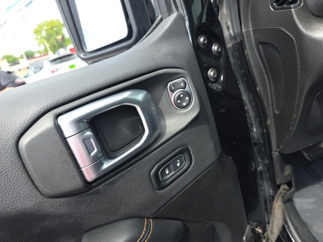 Used 2023 Jeep Gladiator Overland image 13