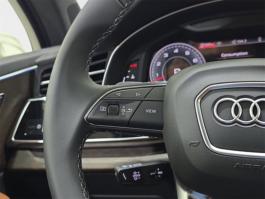 New 2025 Audi Q7 3.0T Prestige image 17