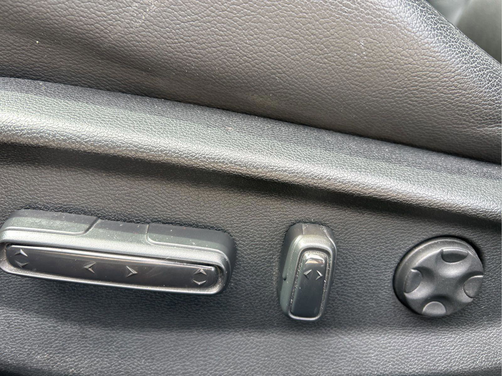 Used 2018 Honda Accord Sport image 26