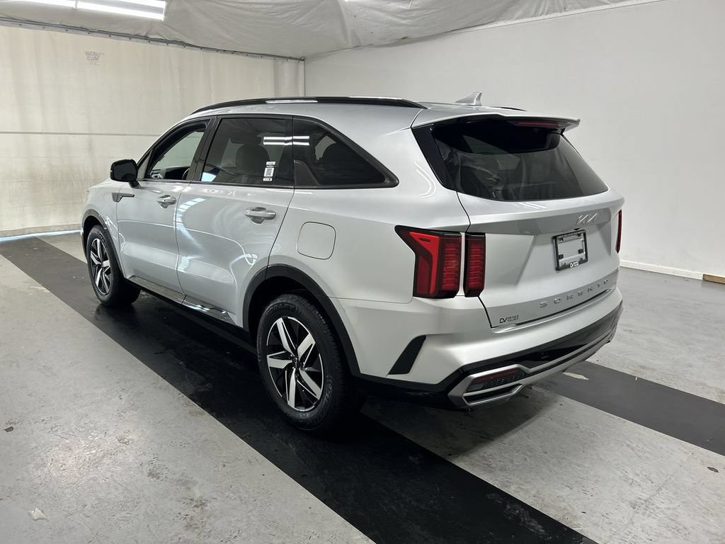 Used 2022 Kia Sorento S FWD image 7