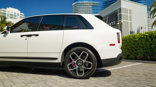 Used 2024 Rolls-Royce Cullinan Sport Utility image 34