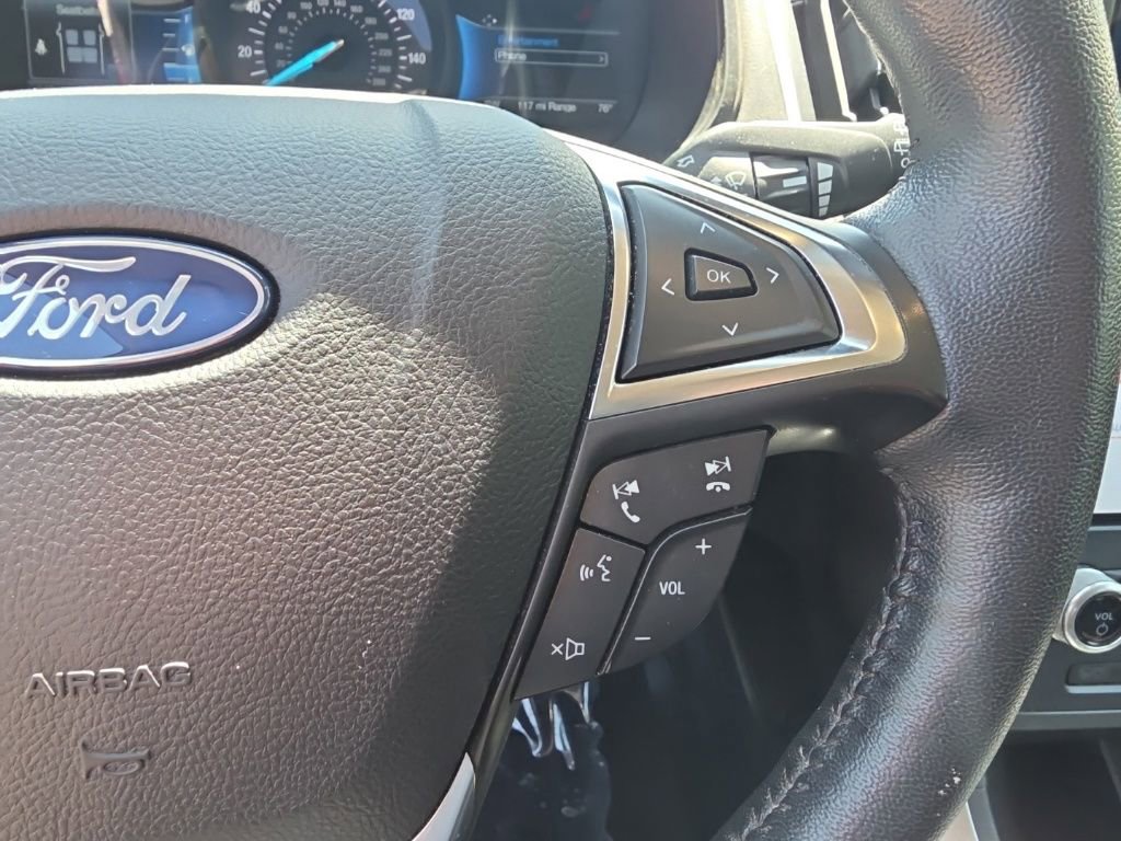 Used 2022 Ford Edge SEL w/ Convenience Package AWD/4WD image 16