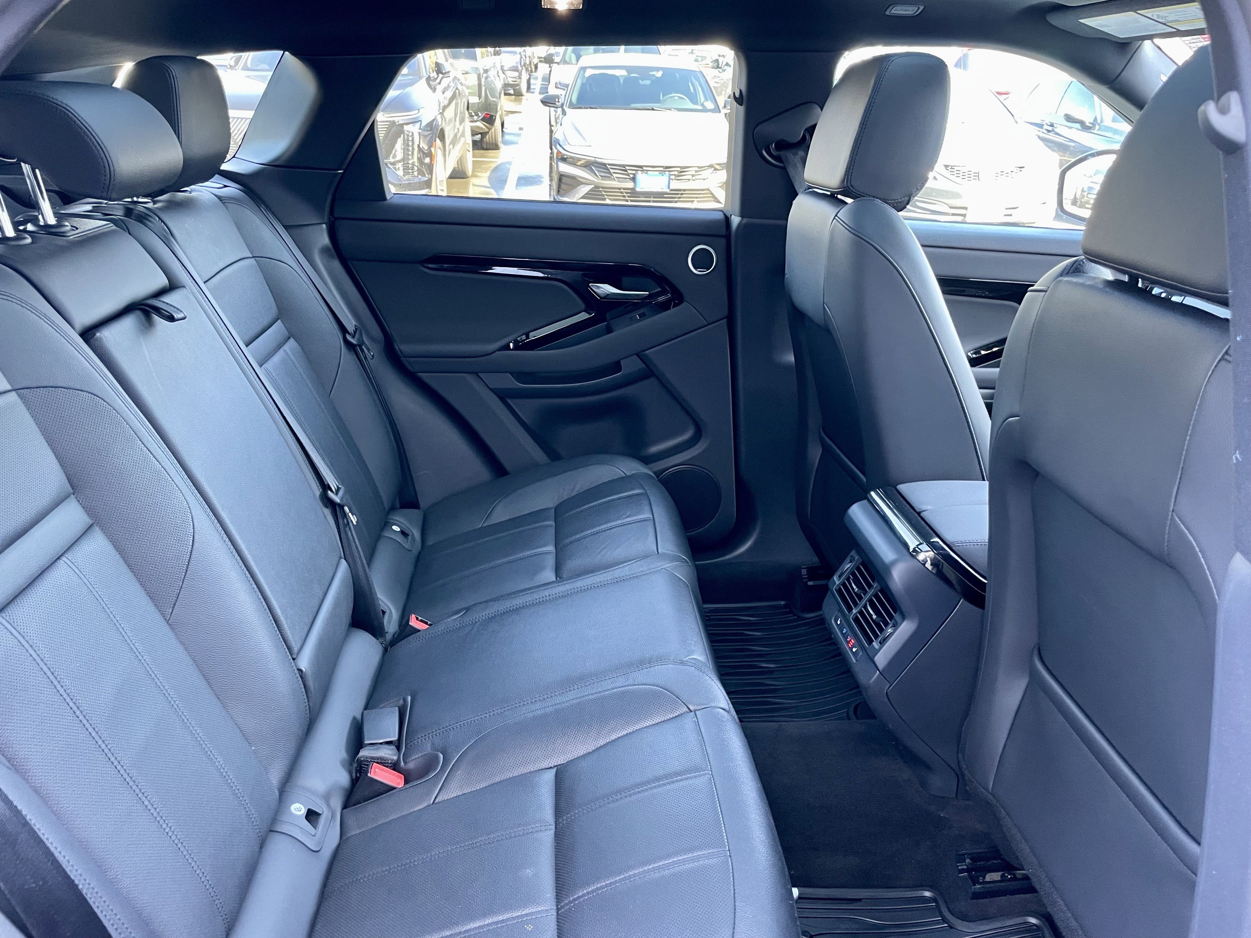 Certified 2024 Land Rover Range Rover Evoque S image 31