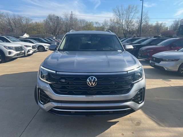 New 2026 Volkswagen Atlas SEL Premium R-Line image 2