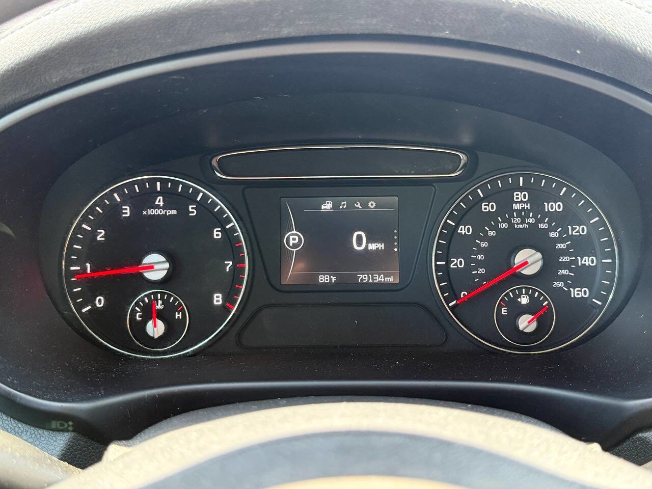 Used 2018 Kia Sorento L FWD image 26
