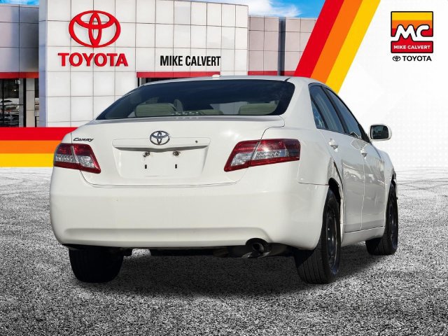 Used 2011 Toyota Camry FWD image 9