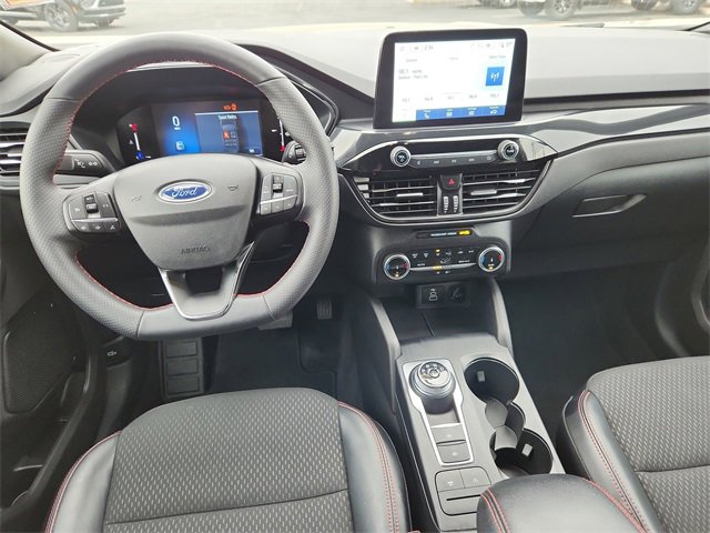 Used 2025 Ford Escape ST-Line image 13