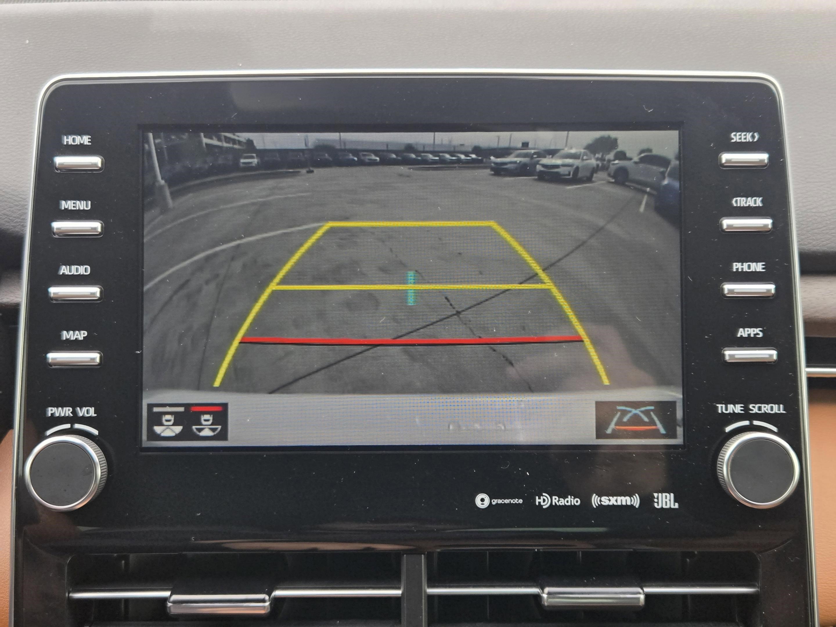 Used 2022 Toyota Avalon Limited image 10