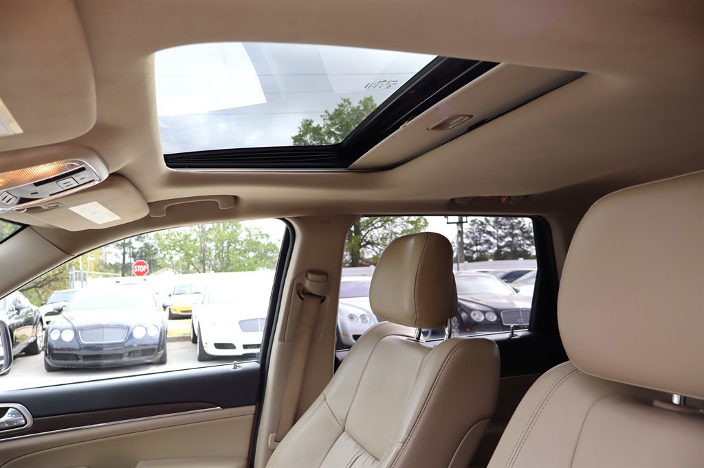 Used 2014 Jeep Grand Cherokee Limited w/ Trailer Tow Group IV AWD/4WD image 23
