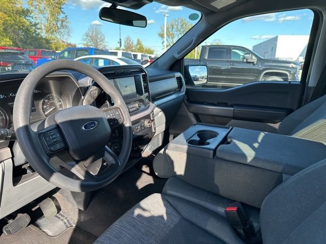 Used 2023 Ford F150 XLT w/ Trailer Tow Package image 14