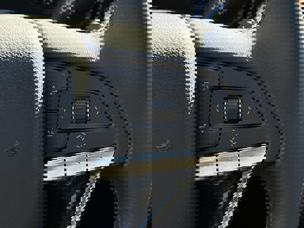 New 2025 Cadillac XT6 Premium Luxury w/ Technology Package image 17