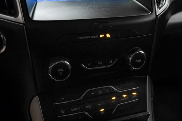 Used 2019 Ford Edge SEL w/ Equipment Group 201A image 27