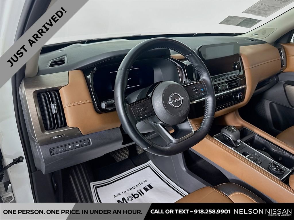 Certified 2023 Nissan Pathfinder Platinum w/ Cargo Package image 9