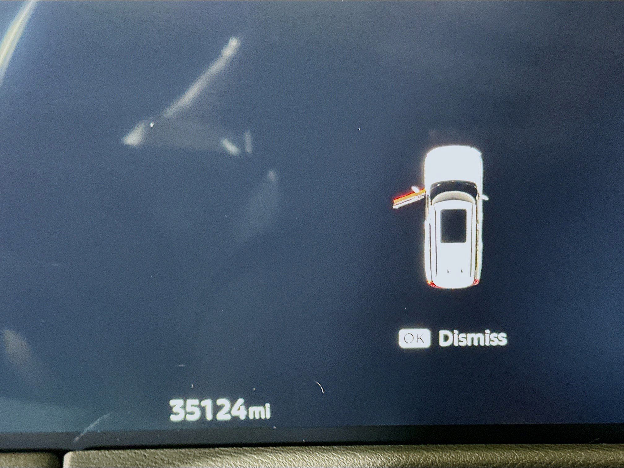 Used 2025 Nissan Armada SV image 19