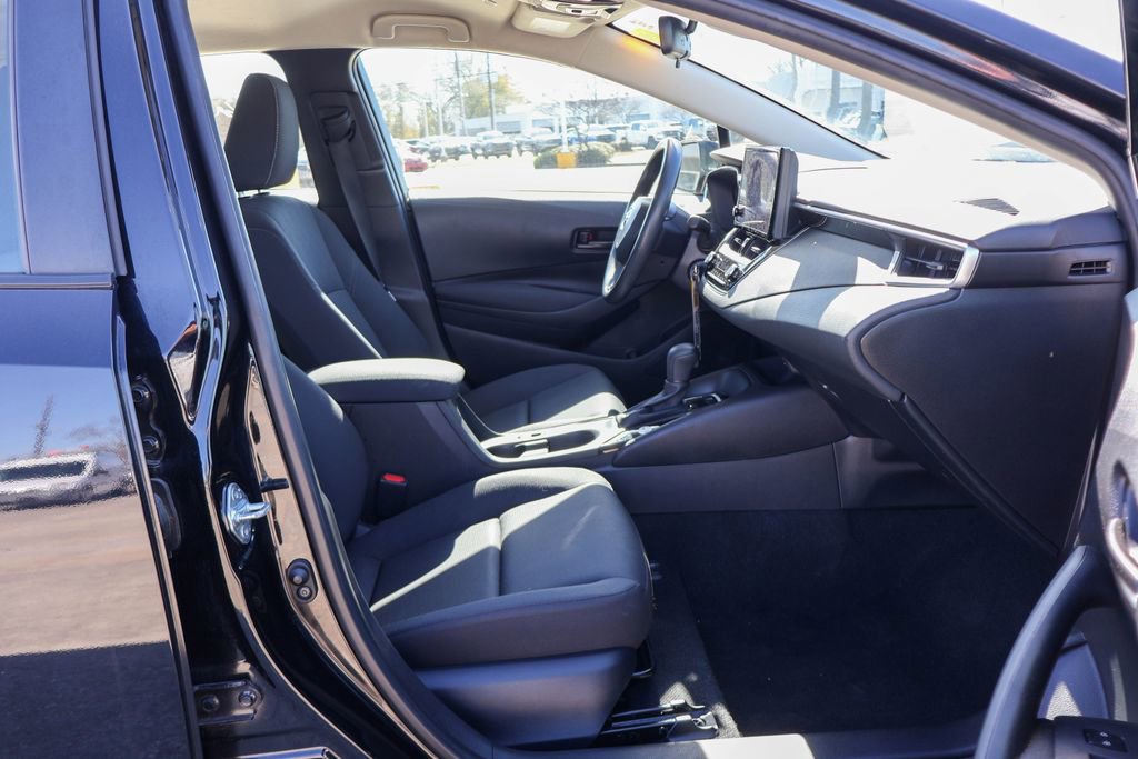 Used 2024 Toyota Corolla LE image 8