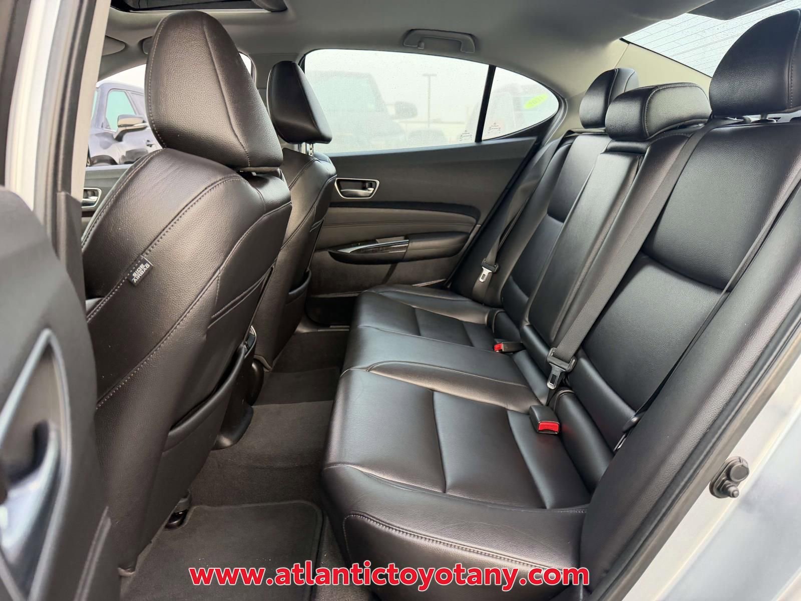 Used 2020 Acura TLX FWD image 23