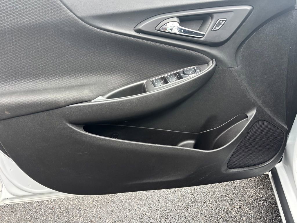 Used 2024 Chevrolet Malibu LT image 27