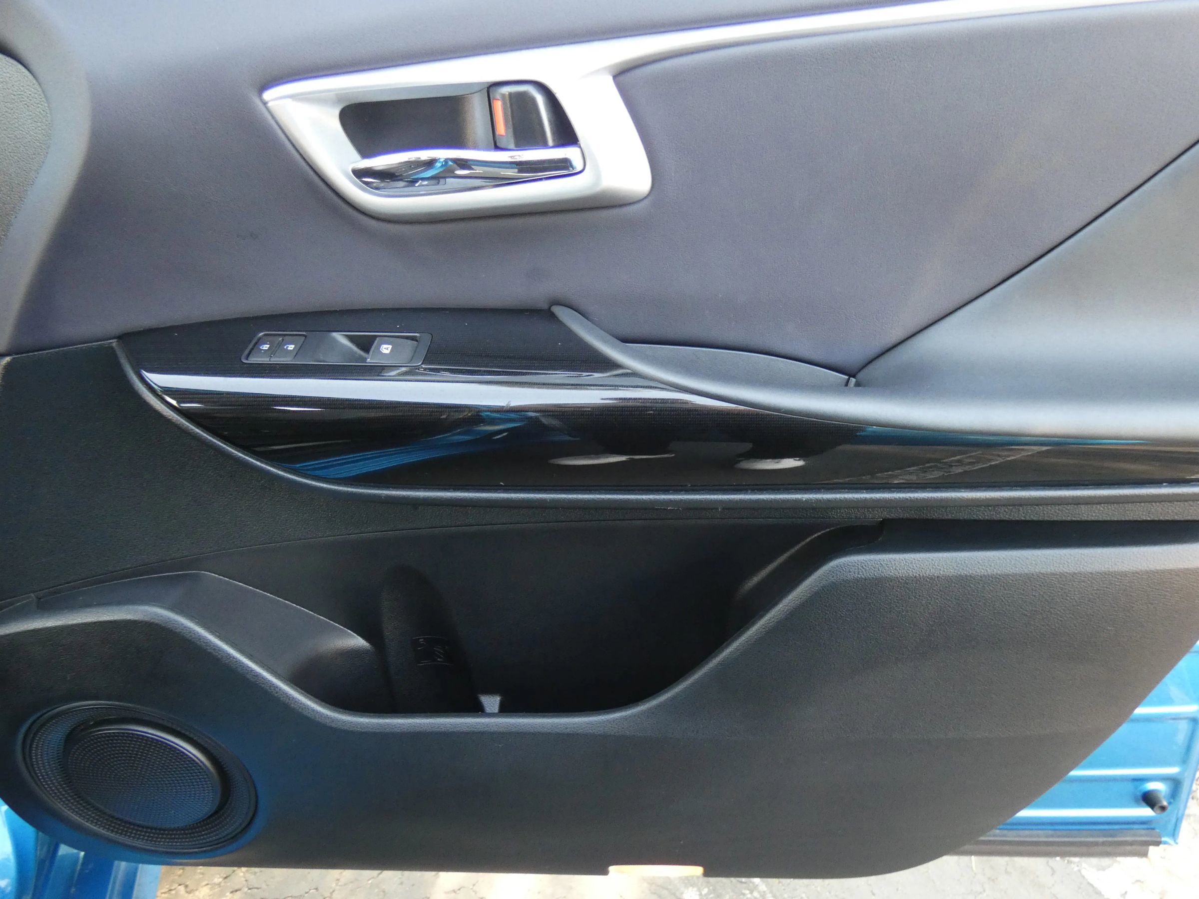 Used 2018 Toyota Mirai image 32