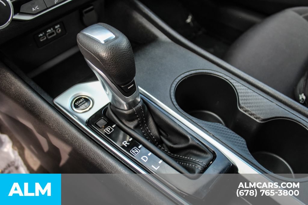 Used 2025 Nissan Altima 2.5 SV FWD image 37