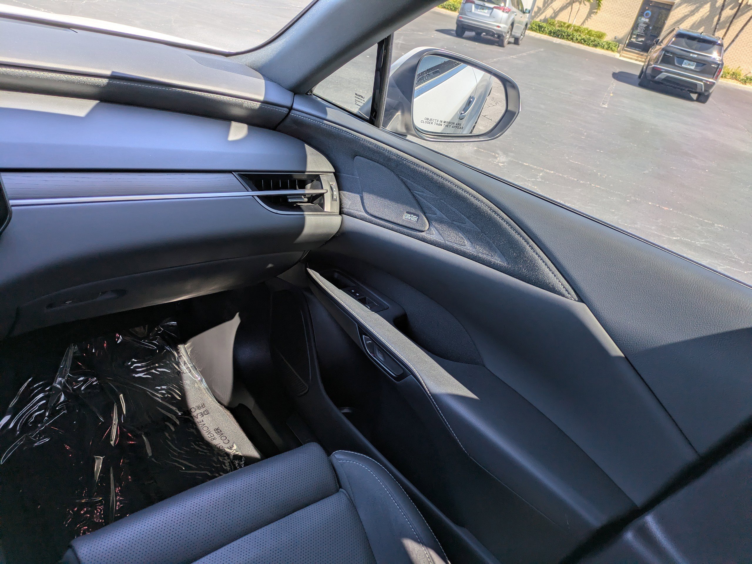 Used 2023 Lexus RX 350 w/ Accessory Package (Z1) image 16
