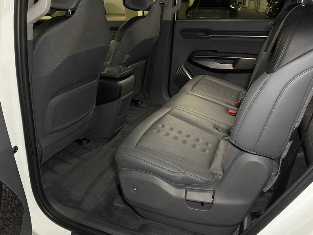 Certified 2024 Kia EV9 Wind AWD/4WD image 23