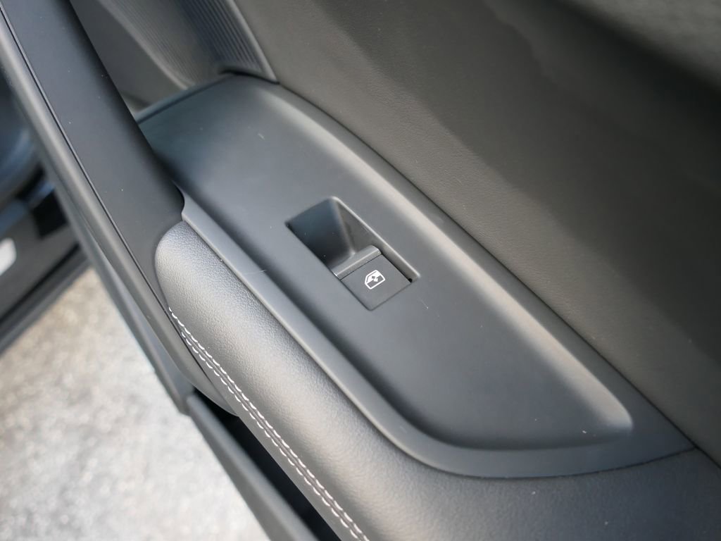 Used 2023 Audi Q5 e Premium Plus w/ Premium Plus Package image 25