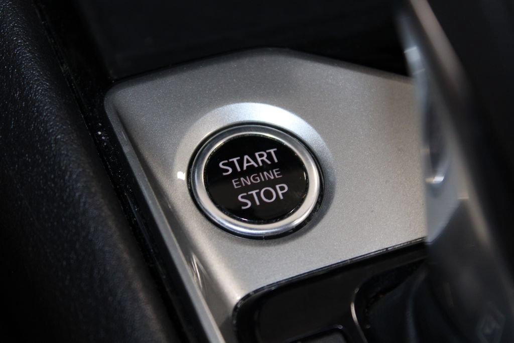 Used 2024 Nissan Altima 2.5 SV FWD image 39