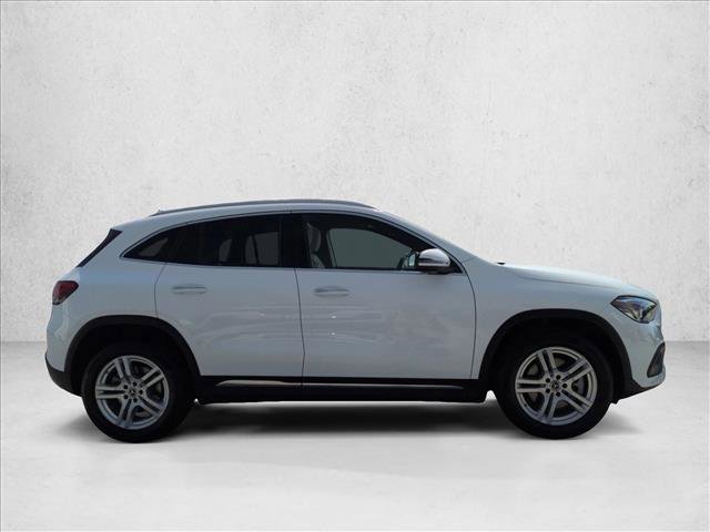 Used 2022 Mercedes-Benz GLA 250 4MATIC image 4