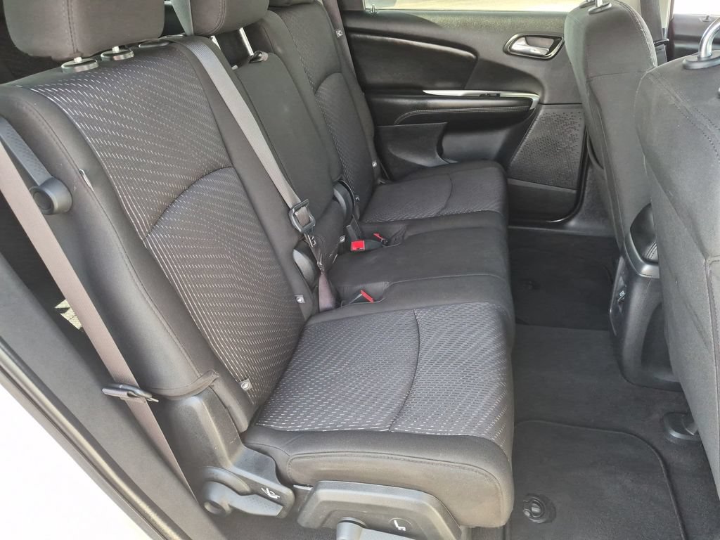 Used 2019 Dodge Journey SE w/ Connectivity Group FWD image 29