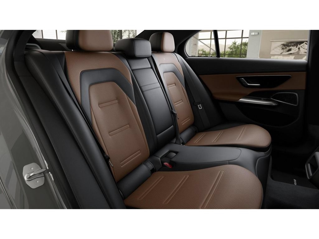 New 2026 Mercedes-Benz E 53 AMG e 4MATIC Sedan image 5
