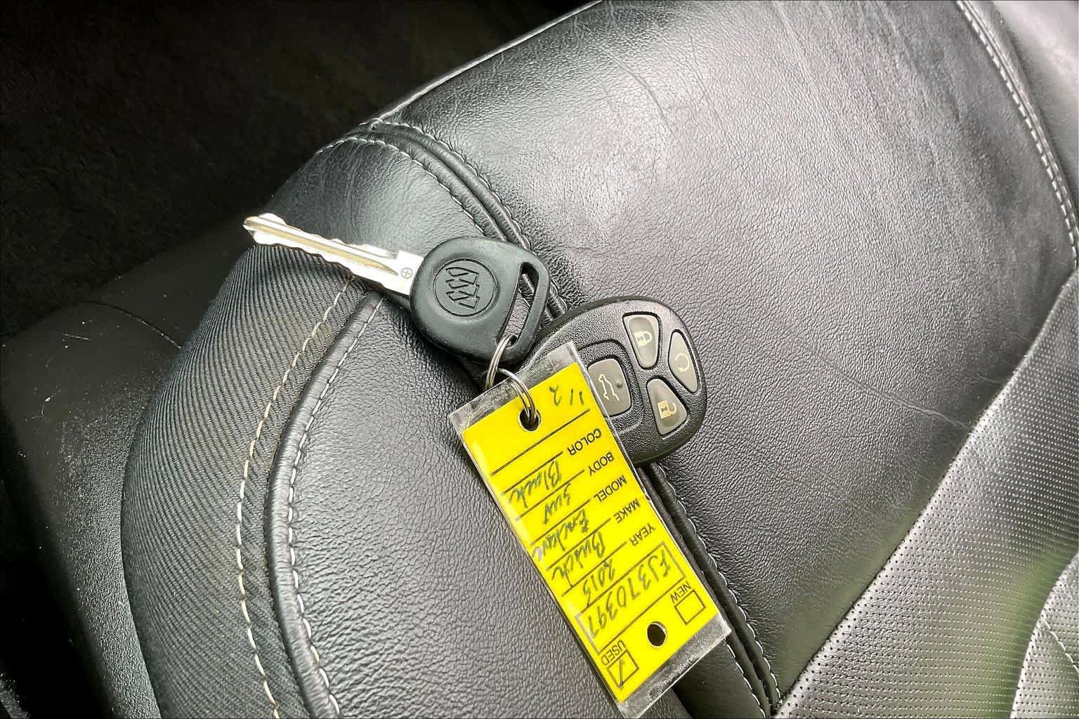 Used 2015 Buick Enclave Leather FWD image 12