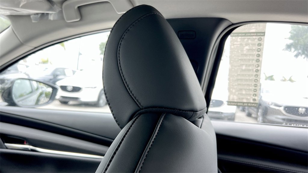 New 2025 MAZDA MAZDA3 s image 17