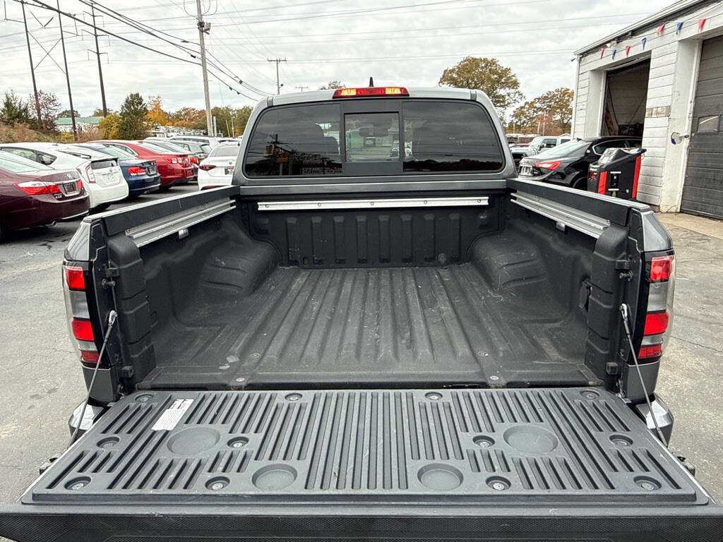 Used 2022 Nissan Frontier PRO-4X image 27