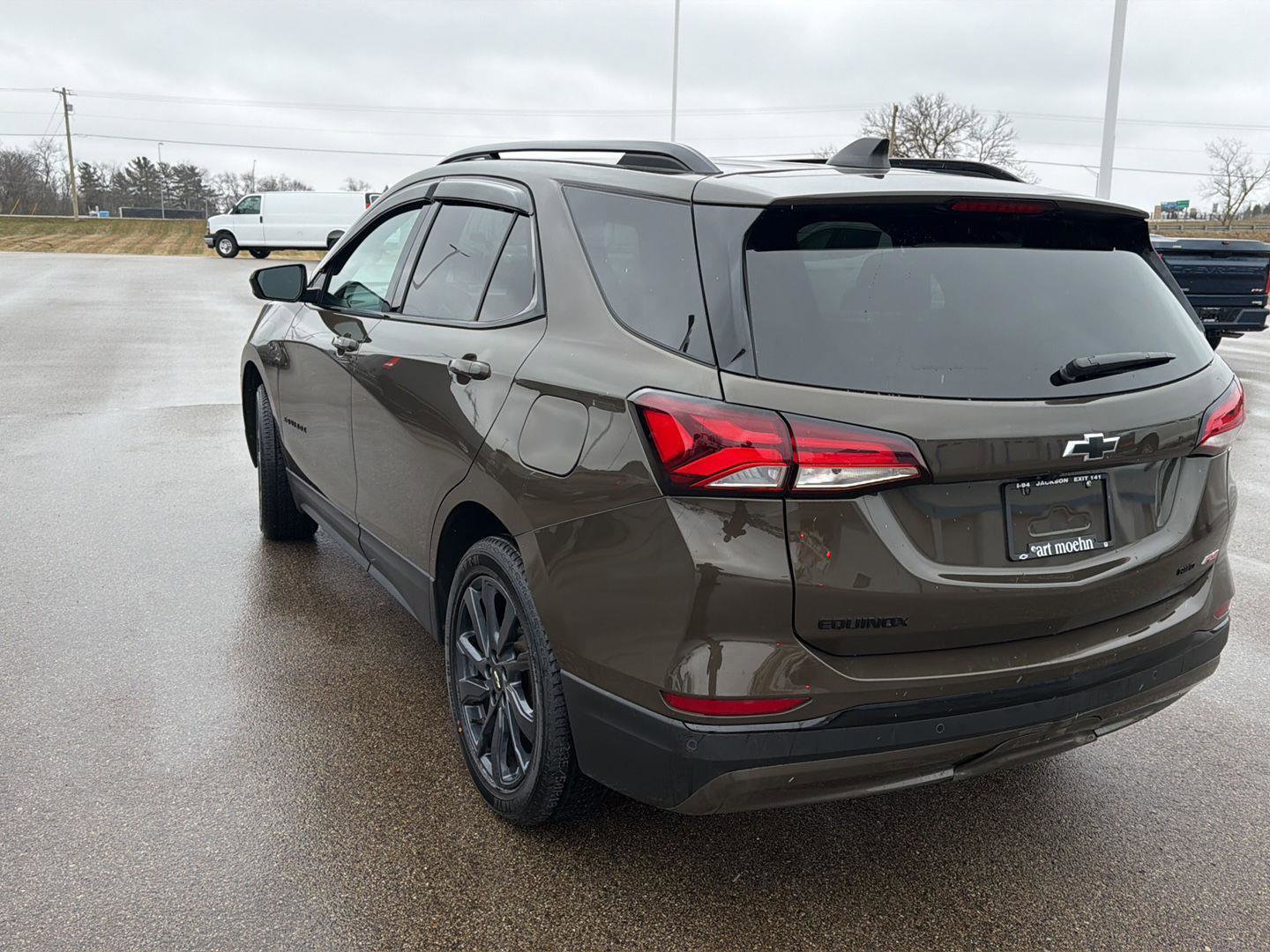 Used 2024 Chevrolet Equinox RS image 3